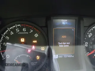2019 Toyota Tacoma SR with VIN 5TFRX5GN6KX152425, listed as a IAAI auction lot 42647277 with 137,468 mi miles and . Bid and sale history available at DreamBid. Image 7.