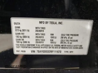 2024 Tesla Model Y с VIN 7SAYGDED2RF111670, выставлен на аукционе IAAI как лот 42321121 с пробегом 13 806 миль миль и . История ставок и продаж доступна на DreamBid. Изображение 9.