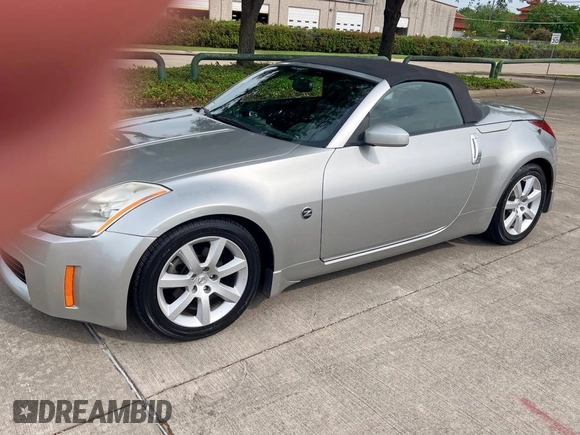 2005 Nissan 350Z Touring with VIN JN1AZ36AX5M759687, listed as a Copart auction lot 53910135 with 74,069 mi miles and Clean Title. Bid and sale history available at carsss.com. Image 2.