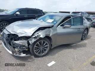 2021 Lexus LS 500 with VIN JTHD51FFXM5015102, listed as a IAAI auction lot 42504243 with 46,782 mi miles and . Bid and sale history available at DreamBid. Image 17.