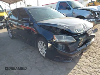 2013 Volkswagen Jetta SE with VIN 3VWDP7AJ4DM424987, listed as a IAAI auction lot 41975533 with 214,404 mi miles and . Bid and sale history available at DreamBid. Image 1.