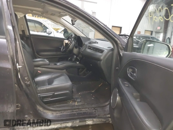 2016 Honda HR-V EX-L w/Navi with VIN 3CZRU6H76GM727547, listed as a IAAI auction lot 41260229 with 85,799 mi miles. Bid and sale history available at carsss.com. Image 5.