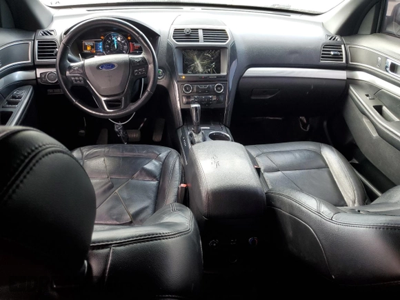 2017 Ford Explorer XLT with VIN 1FM5K7D84HGA61794, listed as a Copart auction lot 47232785 with 148,182 mi miles and Salvage Title. Bid and sale history available at DreamBid. Image 8.