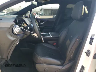 2023 Mercedes-Benz EQE 350 z VIN 4JGGM1CB2PA005660, wystawiony jako Copart lot #42655505 z przebiegiem 6 982 mil mil oraz Szkoda całkowita • Salvage title. Historia ofert i sprzedaży dostępna na DreamBid. Obrazek 7.