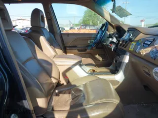 2004 Honda Pilot EX with VIN 2HKYF18614H535377, listed as a IAAI auction lot 42099729 with 362,460 mi miles. Bid and sale history available at carsss.com. Image 5.