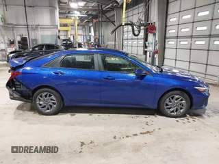 2024 Hyundai Elantra SEL with VIN KMHLM4DG4RU842843, listed as a IAAI auction lot 42118076 with 6,242 mi miles and . Bid and sale history available at DreamBid. Image 13.