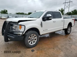 2019 Ford F-250 XL z VIN 1FT7W2BT1KEC07230, wystawiony jako Copart lot #54511575 z przebiegiem 128 770 mil mil oraz Szkoda całkowita • Salvage title. Historia ofert i sprzedaży dostępna na DreamBid. Obrazek 1.