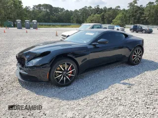 2017 Aston Martin DB11 z VIN SCFRMFAV1HGL02166, wystawiony jako Copart lot #68754174 z przebiegiem Nie podano mil oraz Szkody całkowita. Historia ofert i sprzedaży dostępna na DreamBid. Obrazek 1.