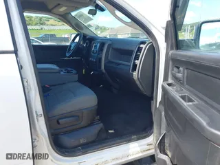 2013 Ram 1500 Tradesman with VIN 1C6RR7FT1DS556827, listed as a IAAI auction lot 39648092 with 138,342 mi miles. Bid and sale history available at carsss.com. Image 5.