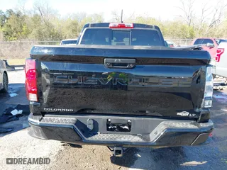 2024 Chevrolet Colorado 2WD LT with VIN 1GCPSCEK8R1171610, listed as a IAAI auction lot 41246140 with 2,736 mi miles. Bid and sale history available at carsss.com. Image 17.