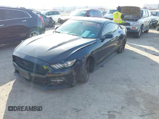 2017 Ford Mustang EcoBoost z VIN 1FA6P8TH1H5272339, wystawiony jako IAAI lot #41576468 z przebiegiem 125 455 mil mil oraz . Historia ofert i sprzedaży dostępna na DreamBid. Obrazek 17.