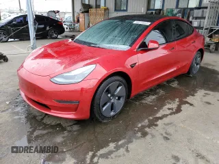 2023 Tesla Model 3 z VIN 5YJ3E1EA7PF541421, wystawiony jako Copart lot #54513655 z przebiegiem 63 314 mil mil oraz Szkoda całkowita • Salvage title. Historia ofert i sprzedaży dostępna na DreamBid. Obrazek 1.
