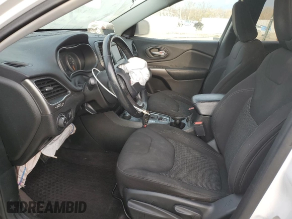 2019 Jeep Cherokee Latitude with VIN 1C4PJMCB9KD238151, listed as a Copart auction lot 50569995 with 121,833 mi miles and Salvage Title. Bid and sale history available at carsss.com. Image 7.