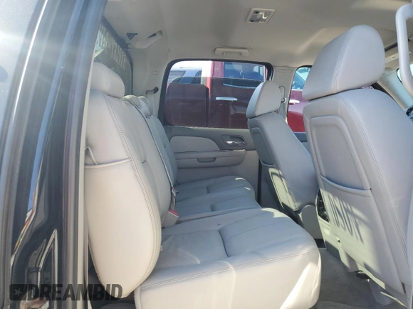 2008 Chevrolet Avalanche LTZ with VIN 3GNFK12368G270480, listed as a Copart auction lot 77632104 with 165,347 mi miles and Non Repairable. Bid and sale history available at carsss.com. Image 10.