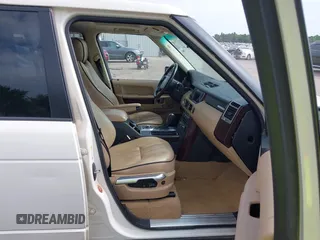 2008 Land Rover Range Rover HSE with VIN SALMF15488A279729, listed as a IAAI auction lot 42630594 with Not provided miles and . Bid and sale history available at DreamBid. Image 5.