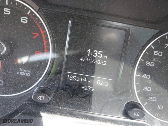 2014 Audi Q5 Premium Plus with VIN WA1LFAFP7EA036480, listed as a IAAI auction lot 41684333 with 185,914 mi miles. Bid and sale history available at carsss.com. Image 15.