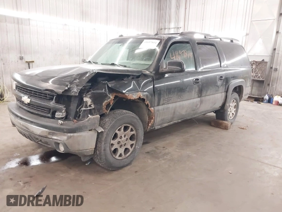 2004 Chevrolet Suburban Z71 with VIN 3GNFK16Z94G288951, listed as a IAAI auction lot 41697814 with 176,257 mi miles. Bid and sale history available at carsss.com. Image 2.