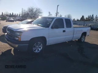 2004 Chevrolet Silverado 1500 Work Truck with VIN 1GCEC19V84E217113, listed as a Copart auction lot 44557325 with 182,226 mi miles and Salvage Title. Bid and sale history available at carsss.com. Image 1.