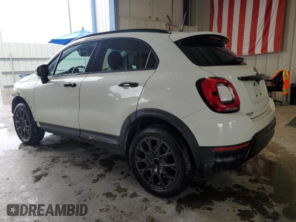 2019 FIAT 500X Urbana Edition z VIN ZFBNFYB10KP796108, wystawiony jako Copart lot #59664125 z przebiegiem 38 435 mil mil oraz Szkoda całkowita • Salvage title. Historia ofert i sprzedaży dostępna na DreamBid. Obrazek 2.