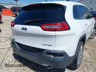 2014 Jeep Cherokee Limited with VIN 1C4PJLDS9EW163565, listed as a IAAI auction lot 42033048 with 183,048 mi miles. Bid and sale history available at carsss.com. Image 4.