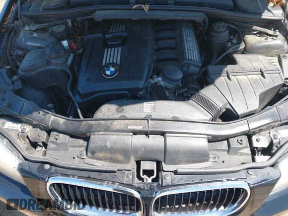 2011 BMW 3 Series 328i with VIN WBAPH7C59BE680801, listed as a IAAI auction lot 42019261 with 151,874 mi miles and . Bid and sale history available at carsss.com. Image 10.