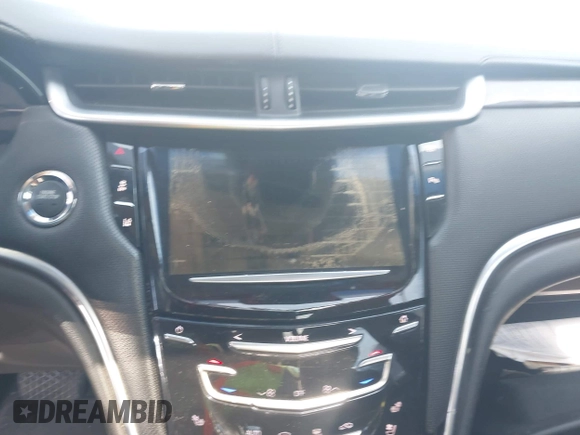 2013 Cadillac XTS Luxury z VIN 2G61P5S37D9110658, wystawiony jako IAAI lot #42196442 z przebiegiem 182 228 mil mil oraz . Historia ofert i sprzedaży dostępna na DreamBid. Obrazek 12.