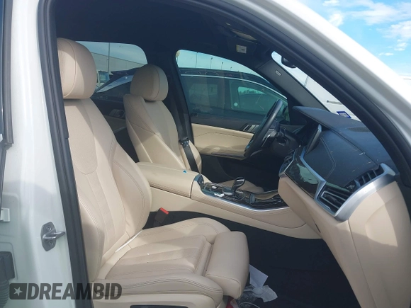 2022 BMW X5 sDrive40i with VIN 5UXCR4C05N9L80492, listed as a IAAI auction lot 41353938 with 58,468 mi miles. Bid and sale history available at carsss.com. Image 5.