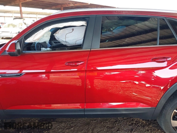 2024 Volkswagen Atlas SE z VIN 1V2WE2CA6RC223536, wystawiony jako IAAI lot #41259977 z przebiegiem 12 998 mil mil oraz . Historia ofert i sprzedaży dostępna na DreamBid. Obrazek 14.