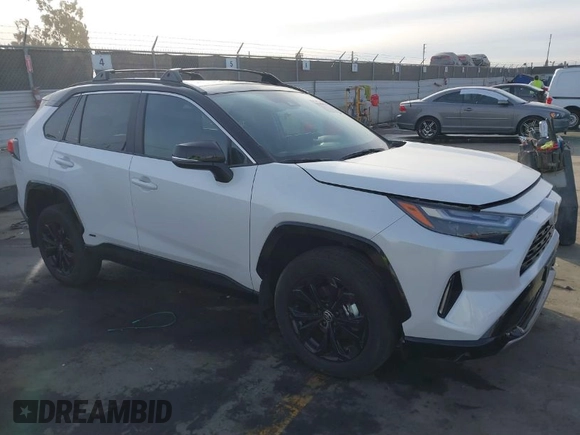 2024 Toyota RAV4 Hybrid XSE with VIN 2T3E6RFVXRW062963, listed as a IAAI auction lot 41400670 with 5,568 mi miles. Bid and sale history available at carsss.com. Image 1.