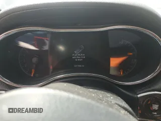 2017 Jeep Grand Cherokee Overland z VIN 1C4RJFCG1HC684826, wystawiony jako Copart lot #59971595 z przebiegiem 101 765 mil mil oraz Szkoda całkowita • Salvage title. Historia ofert i sprzedaży dostępna na DreamBid. Obrazek 9.
