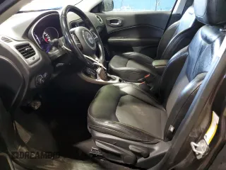 2020 Jeep Compass Latitude with VIN 3C4NJDBB9LT117513, listed as a Copart auction lot 52425945 with 111,824 mi miles and Clean Title. Bid and sale history available at carsss.com. Image 7.