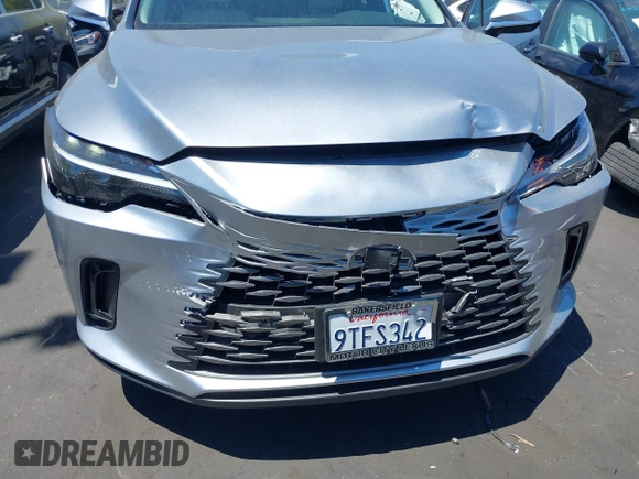 2025 Lexus RX 350h with VIN 2T2BBMCA8SC084121, listed as a IAAI auction lot 42644072 with 4,200 mi miles and . Bid and sale history available at DreamBid. Image 6.