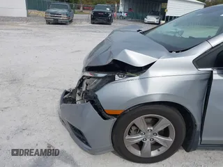2019 Honda Odyssey EX with VIN 5FNRL6H58KB078225, listed as a IAAI auction lot 41890243 with 82,311 mi miles. Bid and sale history available at carsss.com. Image 6.