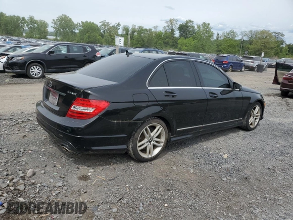 2012 Mercedes-Benz C 300 Sport with VIN WDDGF8BB2CR211054, listed as a Copart auction lot 58264875 with 131,478 mi miles and Clean title. Bid and sale history available at DreamBid. Image 3.
