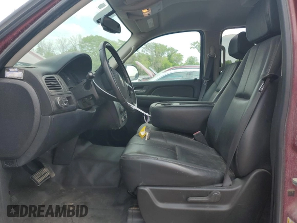 2007 Chevrolet Suburban LTZ with VIN 1GNFC16097R423736, listed as a Copart auction lot 59462805 with 124,276 mi miles and Salvage title. Bid and sale history available at DreamBid. Image 7.