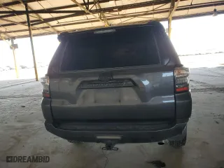 2020 Toyota 4Runner SR5 with VIN JTEBU5JRXL5797867, listed as a Copart auction lot 89103325 with 184,415 mi miles and Salvage Title. Bid and sale history available at carsss.com. Image 6.