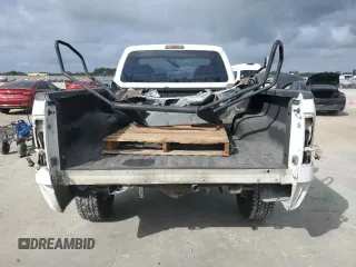 2009 Ford F-250 XL with VIN 1FTNF21509EA40914, listed as a Copart auction lot 44784735 with Not Provided miles and Non Repairable. Bid and sale history available at DreamBid. Image 6.