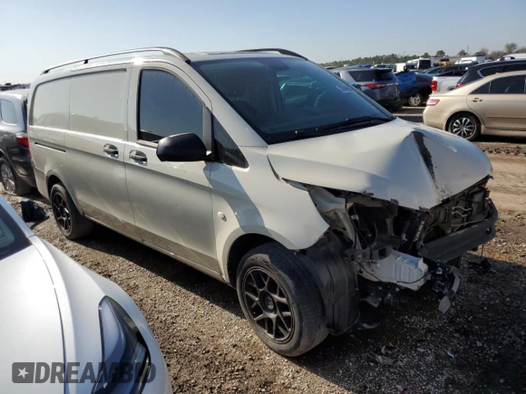 2017 Mercedes-Benz Metris Cargo with VIN WD3PG2EA0H3308992, listed as a Copart auction lot 37046814 with 10,372 mi miles and Salvage Title. Bid and sale history available at carsss.com. Image 4.