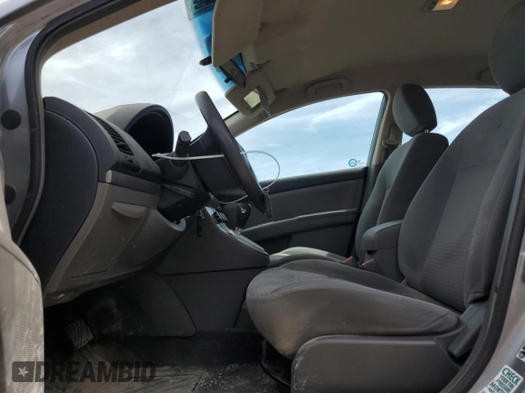 2008 Nissan Sentra 2.0 z VIN 3N1AB61E58L749535, wystawiony jako Copart lot #56568815 z przebiegiem 307 206 mil mil oraz Czysty tytuł • Clean title. Historia ofert i sprzedaży dostępna na DreamBid. Obrazek 7.
