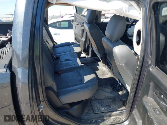2019 Ram 1500 Tradesman z VIN 1C6RR6ST7KS546087, wystawiony jako IAAI lot #41553722 z przebiegiem Nie podano mil oraz . Historia ofert i sprzedaży dostępna na DreamBid. Obrazek 8.