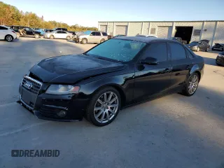 2011 Audi A4 Premium z VIN WAUAFAFL4BN044970, wystawiony jako Copart lot #82062264 z przebiegiem 156 846 mil mil oraz Szkoda całkowita • Salvage title. Historia ofert i sprzedaży dostępna na DreamBid. Obrazek 1.
