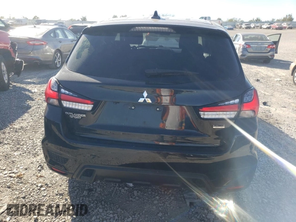 2021 Mitsubishi Outlander ES z VIN JA4APUAU6MU005379, wystawiony jako Copart lot #75310024 z przebiegiem 68 796 mil mil oraz Szkoda całkowita • Salvage title. Historia ofert i sprzedaży dostępna na DreamBid. Obrazek 6.