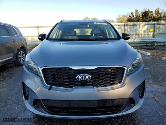 2019 Kia Sorento S V6 with VIN 5XYPG4A57KG599259, listed as a Copart auction lot 74058584 with 86,092 mi miles and Clean Title. Bid and sale history available at carsss.com. Image 5.