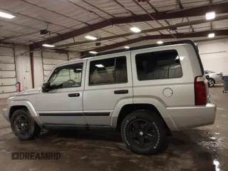 2006 Jeep Commander с VIN 1J8HG48K76C221543, выставлен на аукционе IAAI как лот 42310672 с пробегом 208 643 миль миль и . История ставок и продаж доступна на DreamBid. Изображение 15.
