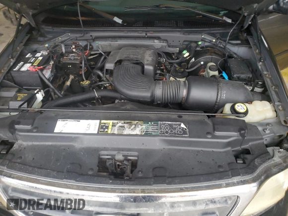 2002 Ford F-150 XL with VIN 1FTRF17W72NA55539, listed as a Copart auction lot 82529424 with 181,747 mi miles and Salvage Title. Bid and sale history available at carsss.com. Image 11.