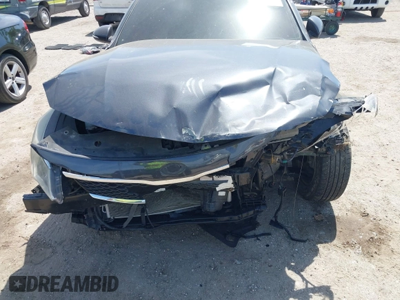 2017 Kia Optima LX with VIN 5XXGT4L30HG157122, listed as a IAAI auction lot 42084378 with 175,215 mi miles. Bid and sale history available at carsss.com. Image 6.