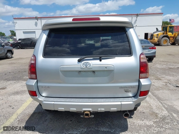 2005 Toyota 4Runner SR5 with VIN JTEBU14R150056589, listed as a IAAI auction lot 42077670 with 115,900 mi miles. Bid and sale history available at carsss.com. Image 16.
