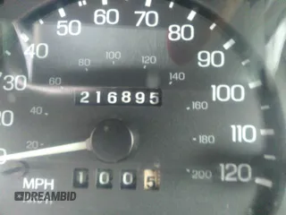 1998 Ford Escort LX с VIN 1FAFP10P4WW140458, выставлен на аукционе IAAI как лот 37094590 с пробегом 216 895 миль миль и . История ставок и продаж доступна на DreamBid. Изображение 16.