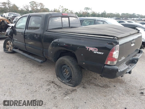 2013 Toyota Tacoma with VIN 3TMMU4FN5DM052257, listed as a IAAI auction lot 41260265 with 121,882 mi miles. Bid and sale history available at carsss.com. Image 3.