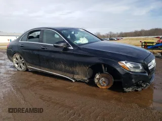 2018 Mercedes-Benz C 300 with VIN 55SWF4JB7JU257190, listed as a Copart auction lot 47238505 with 61,712 mi miles and Salvage title. Bid and sale history available at DreamBid. Image 4.
